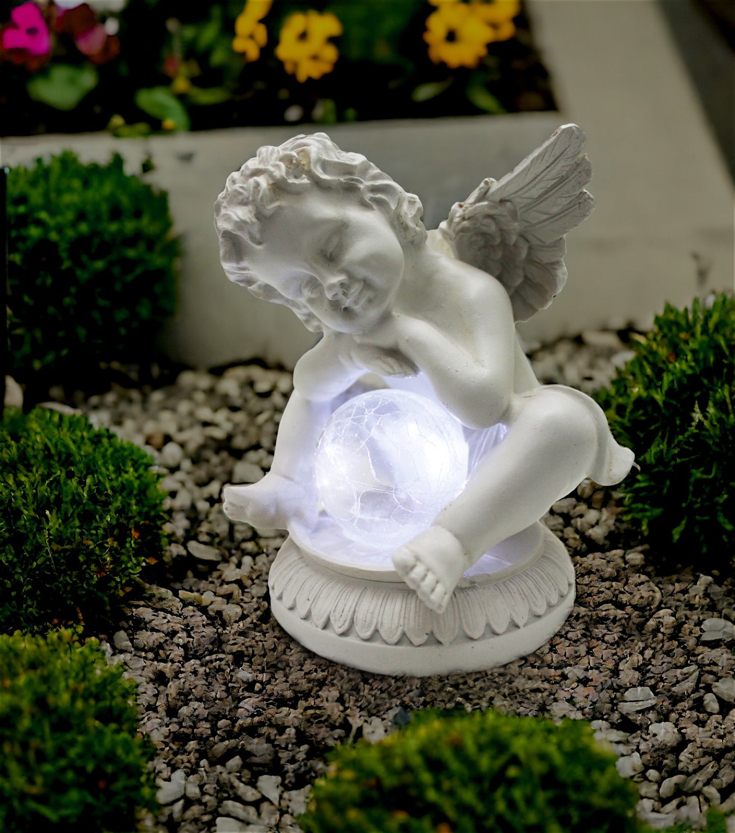 Solarleuchte Engel mit Glaskugel Gartenfigur Deko Solarlampe Figur