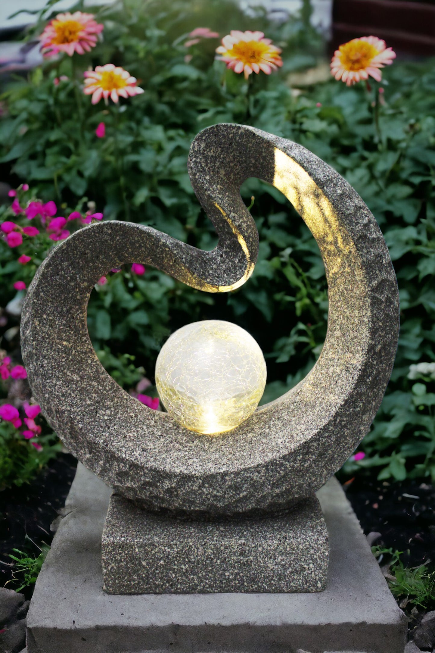 Solarleuchte Skulptur Granit-Optik moderne Solarlampe 33,5 x 39 cm