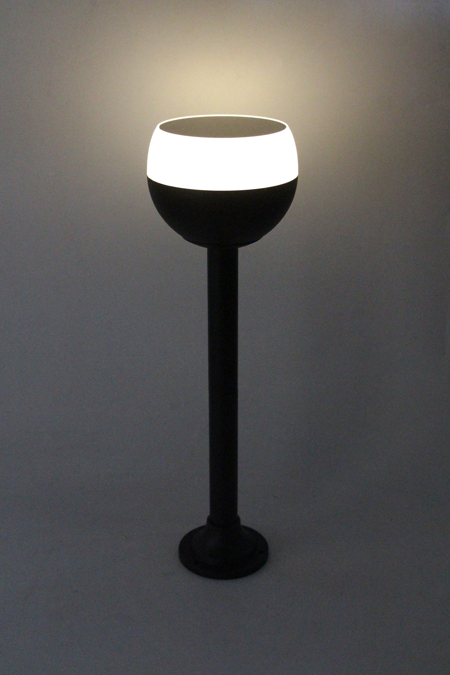 Moderne Solar Gartenlampe 60 cm Solarleuchte Kaltweiß Warmweiß Pollerleuchte Wegeleuchte