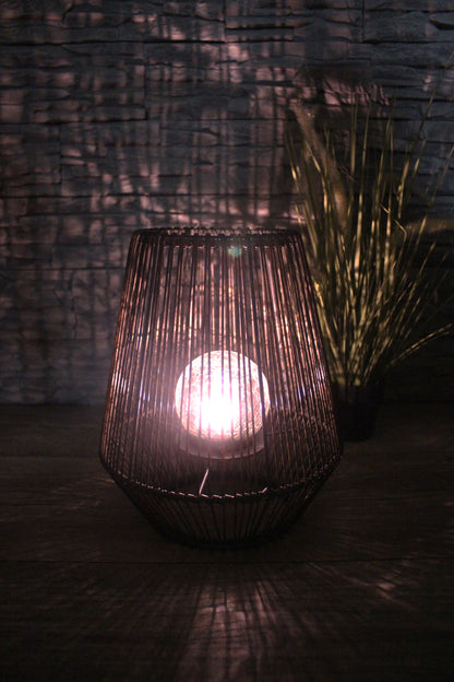 Solarlaterne Poly-Rattan 30 cm Höhe mit LED Glaskugel in Bruchglas-Optik