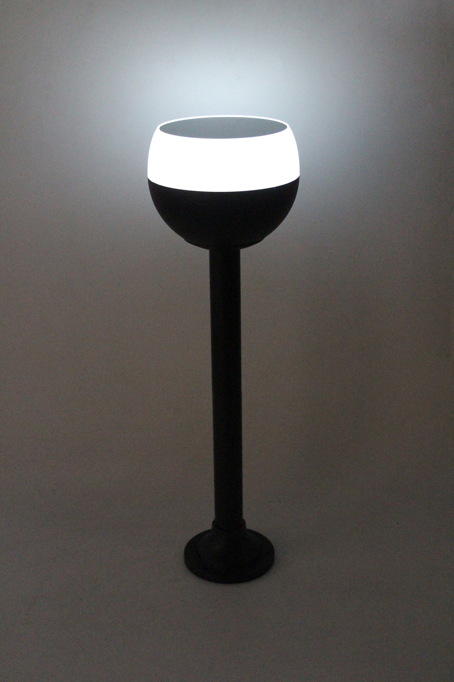 Moderne Solar Gartenlampe 60 cm Solarleuchte Kaltweiß Warmweiß Pollerleuchte Wegeleuchte