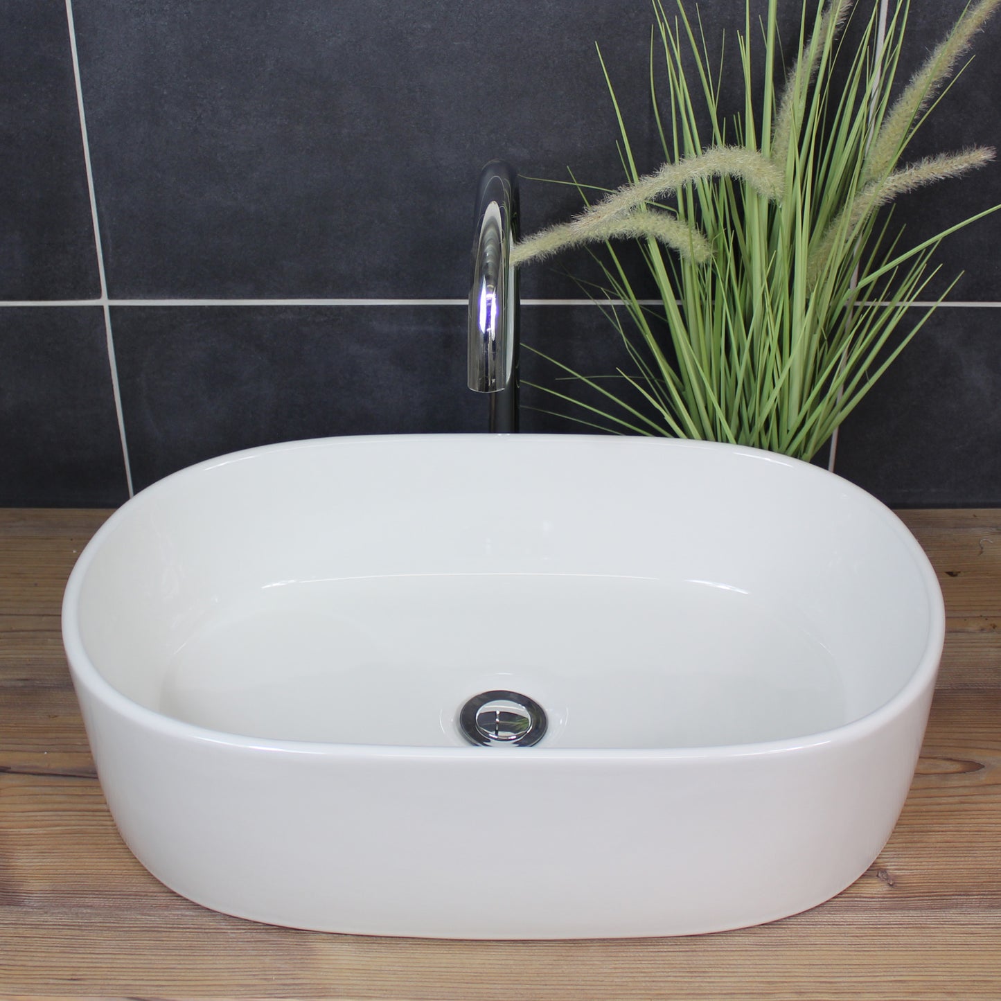 Design Aufsatzwaschbecken 56 x 34,5 x 14 cm Waschbecken modern Keramik Weiß Waschschale