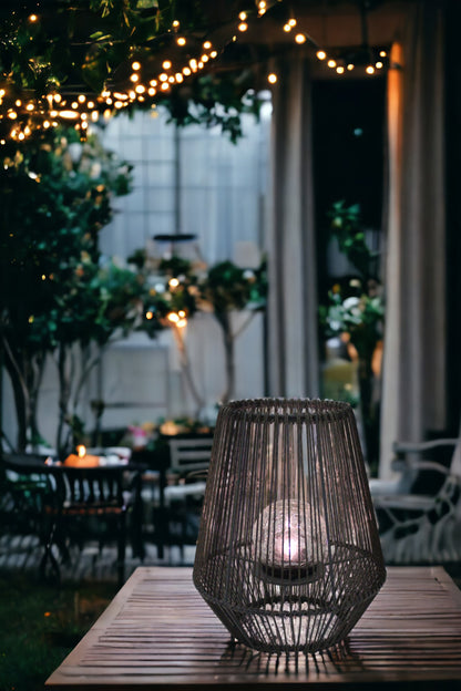 Solarlaterne Poly-Rattan 30 cm Höhe mit LED Glaskugel in Bruchglas-Optik