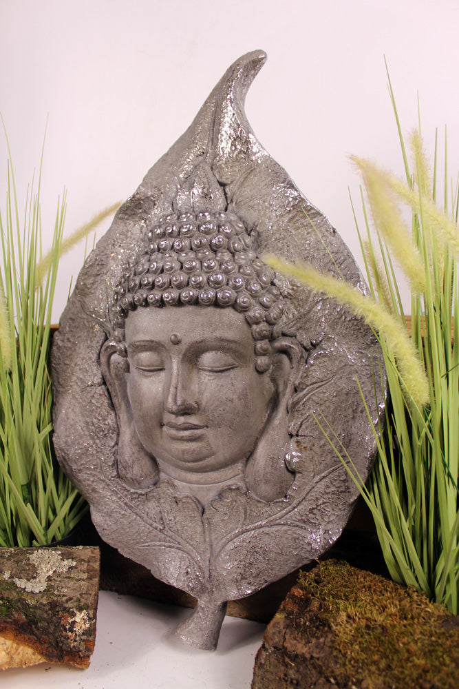 Wandskulptur Blatt mit Buddha Wanddekoration 59x35x10cm Figur Gartenfigur