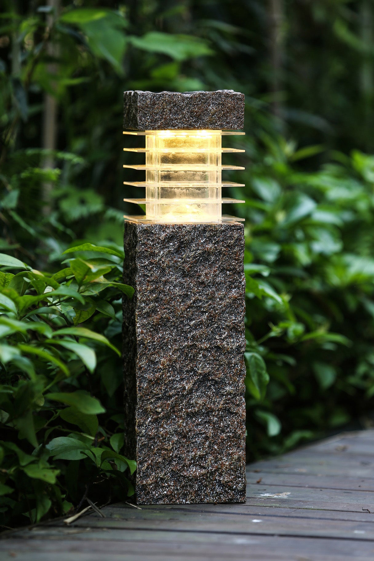 Solarleuchte Sockelleuchte in Steinoptik 43,5 x 12 cm Gartenlampe Wegeleuchte