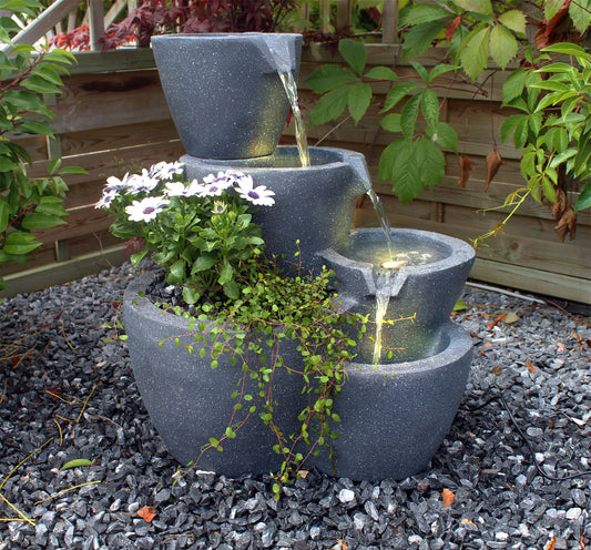 Springbrunnen Botana mit Beleuchtung