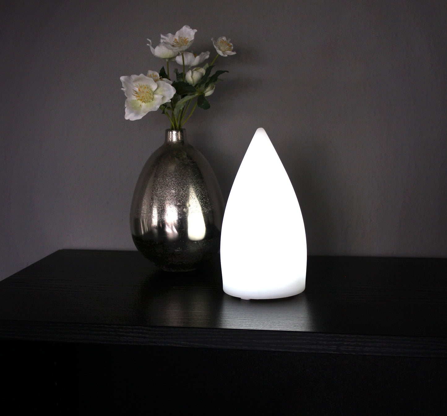 LED Kegellampe 21x11 cm RGB Kabellos Akku mit Fernbedienung Saunalampe Tischlampe