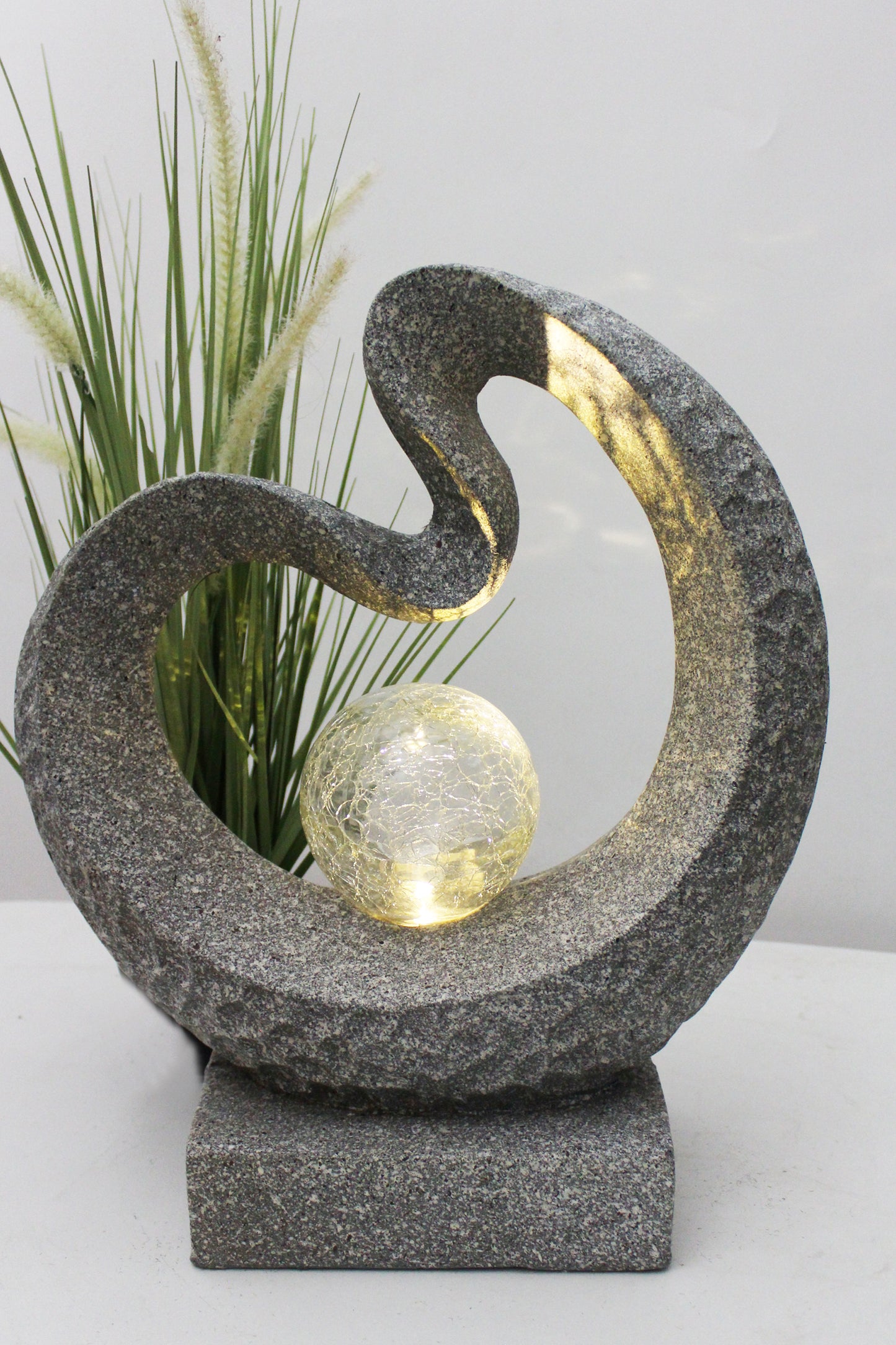 Solarleuchte Skulptur Granit-Optik moderne Solarlampe 33,5 x 39 cm