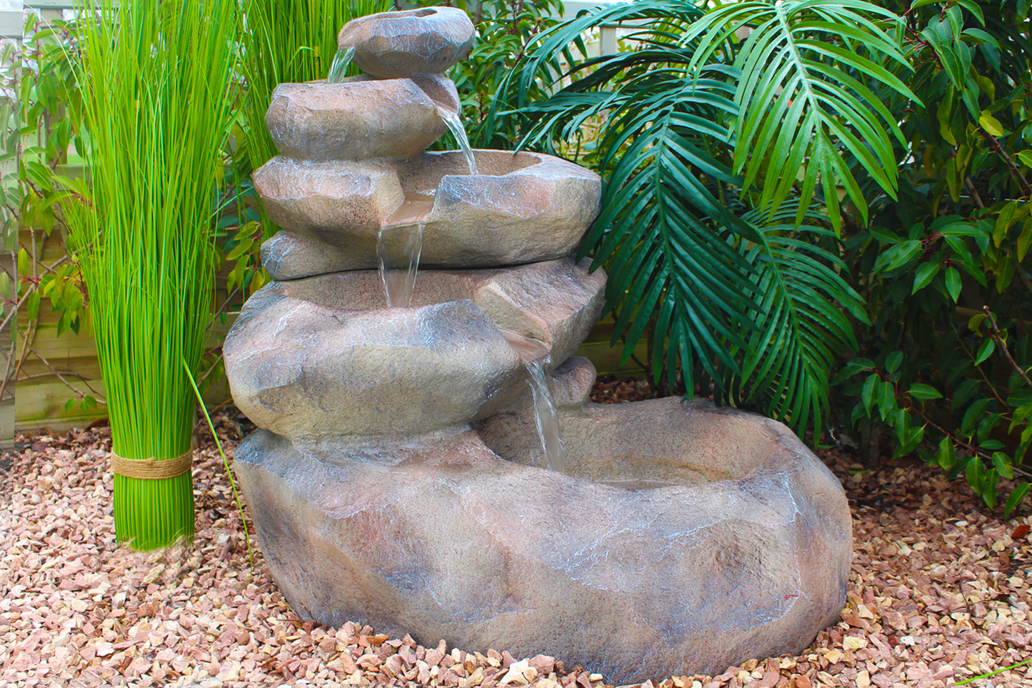 Gartenbrunnen Bachlauf Wasserfall mit Beleuchtung  Springbrunnen